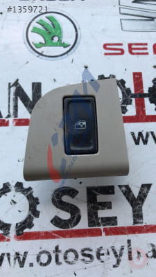 5E0867186 octavia 2016 sağ arka kapı cam düğmesi çerçevesi