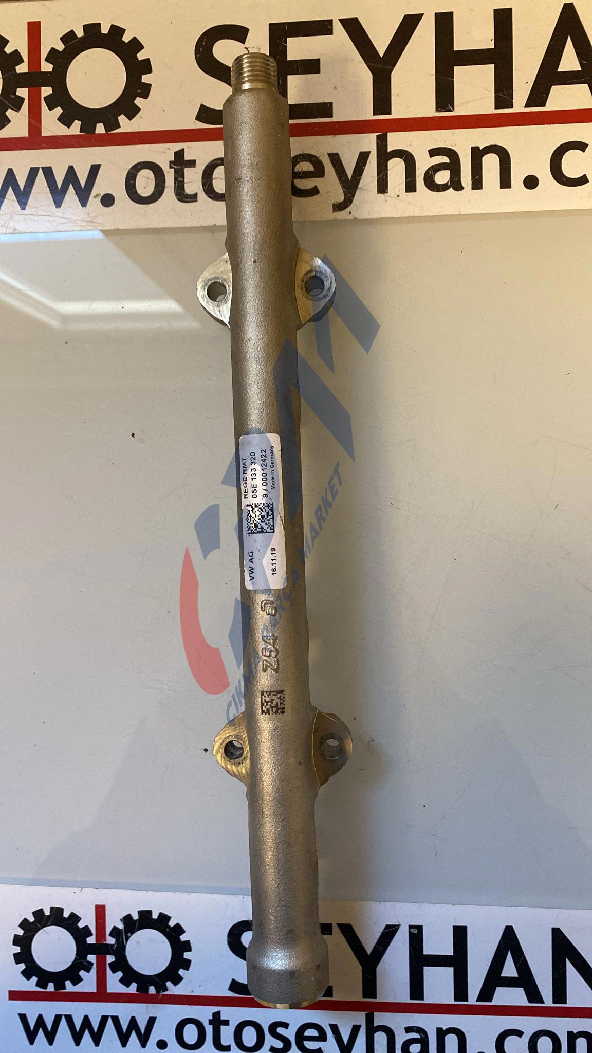 05E133320 Audi A3 2020 1.5 tsi DPC enjektör kütüğü