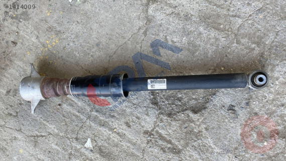 8W0513028T audi a4 sedan 17 arka amortisör