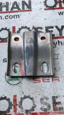 1T0858787 vw caddy göğüs demiri alt bağlantı demiri