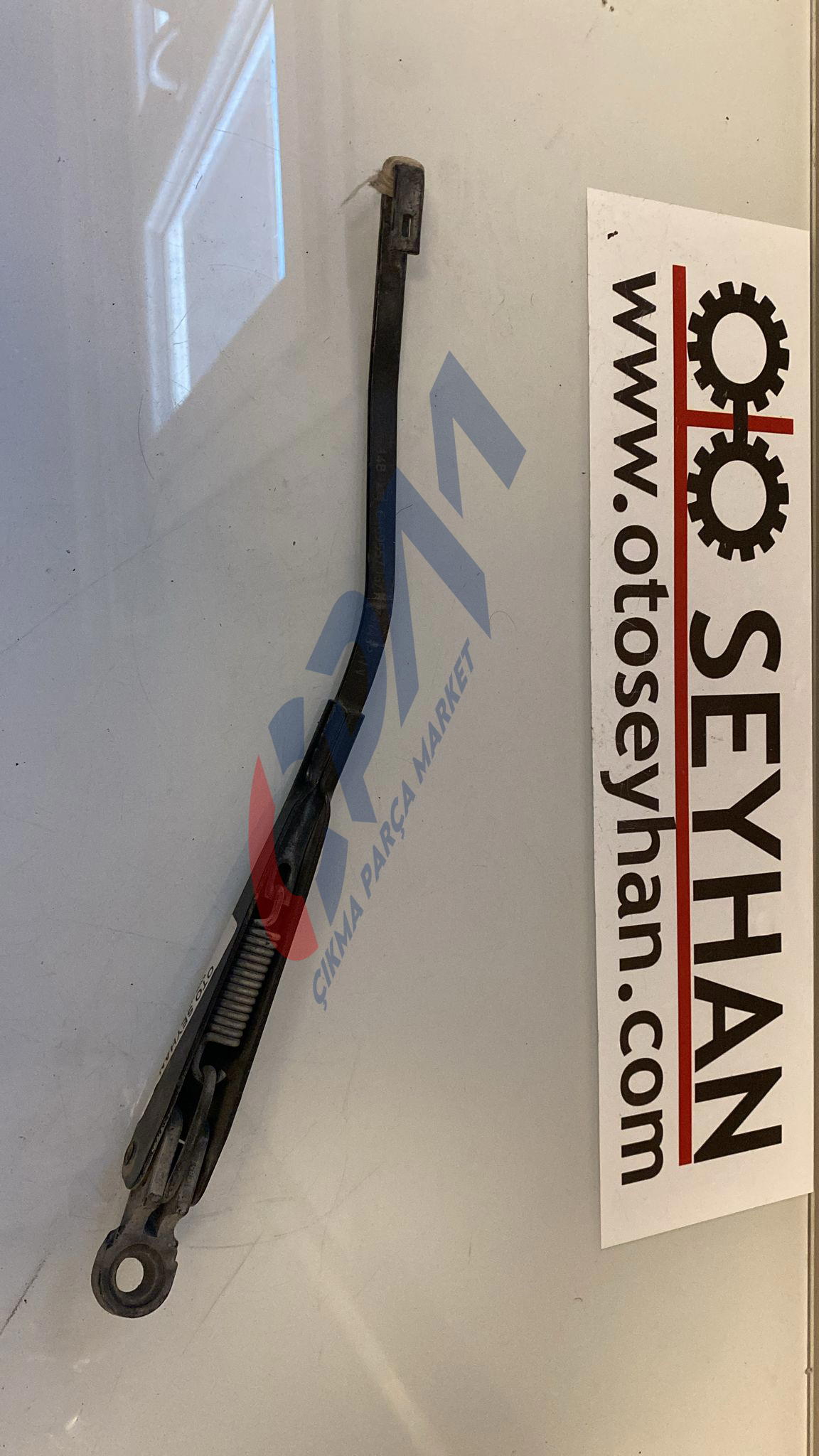 6K6955706 Seat ibiza 1998 arka silecek kolu