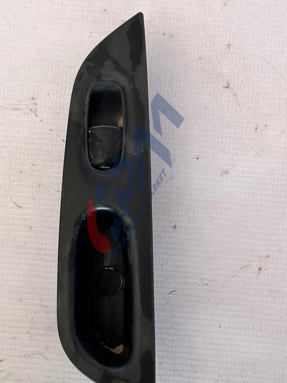2014 2017 Nissan X Trail Sağ Arka Cam Düğmesi 82960 4CE0A