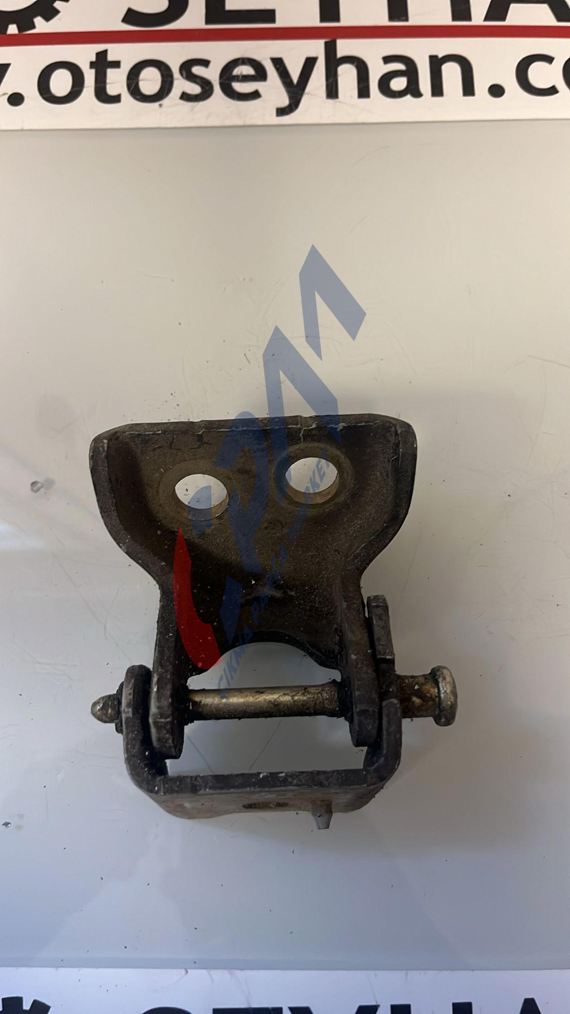 peugeot 407 sol arka kapı alt menteşesi