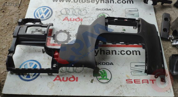 5M1857051P 5M1857051B 5M1857051 tiguan golf6 göğüs kaplaması