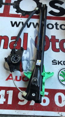 5NA839462B volkswagen tiguan 2017 sağ arka kapı cam krikosu