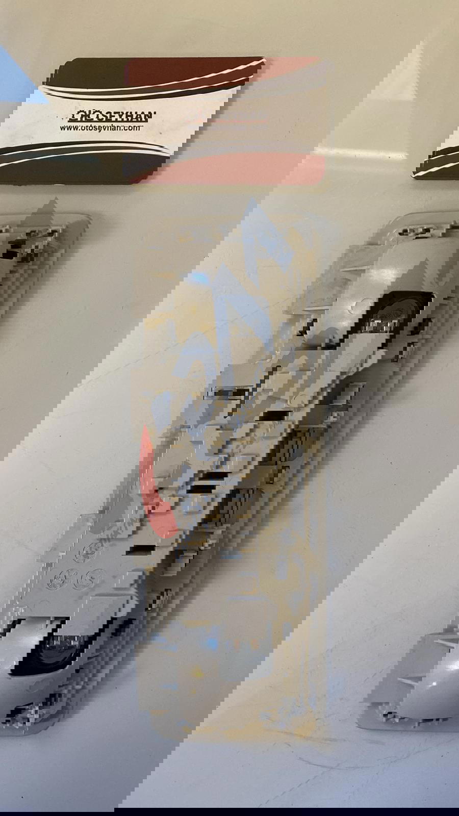 2GA947290 T cross arka Tavan lambası