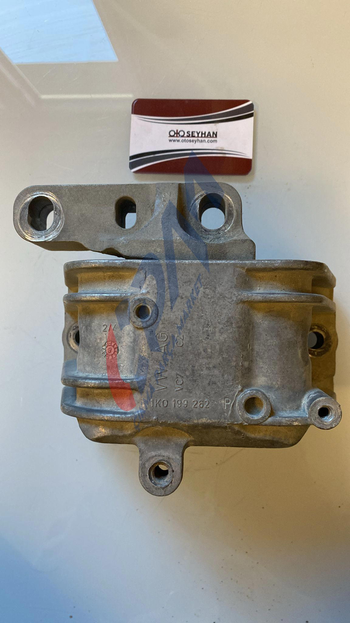 1K0199262P vw passat b6 2.0 tdi motor kulağı