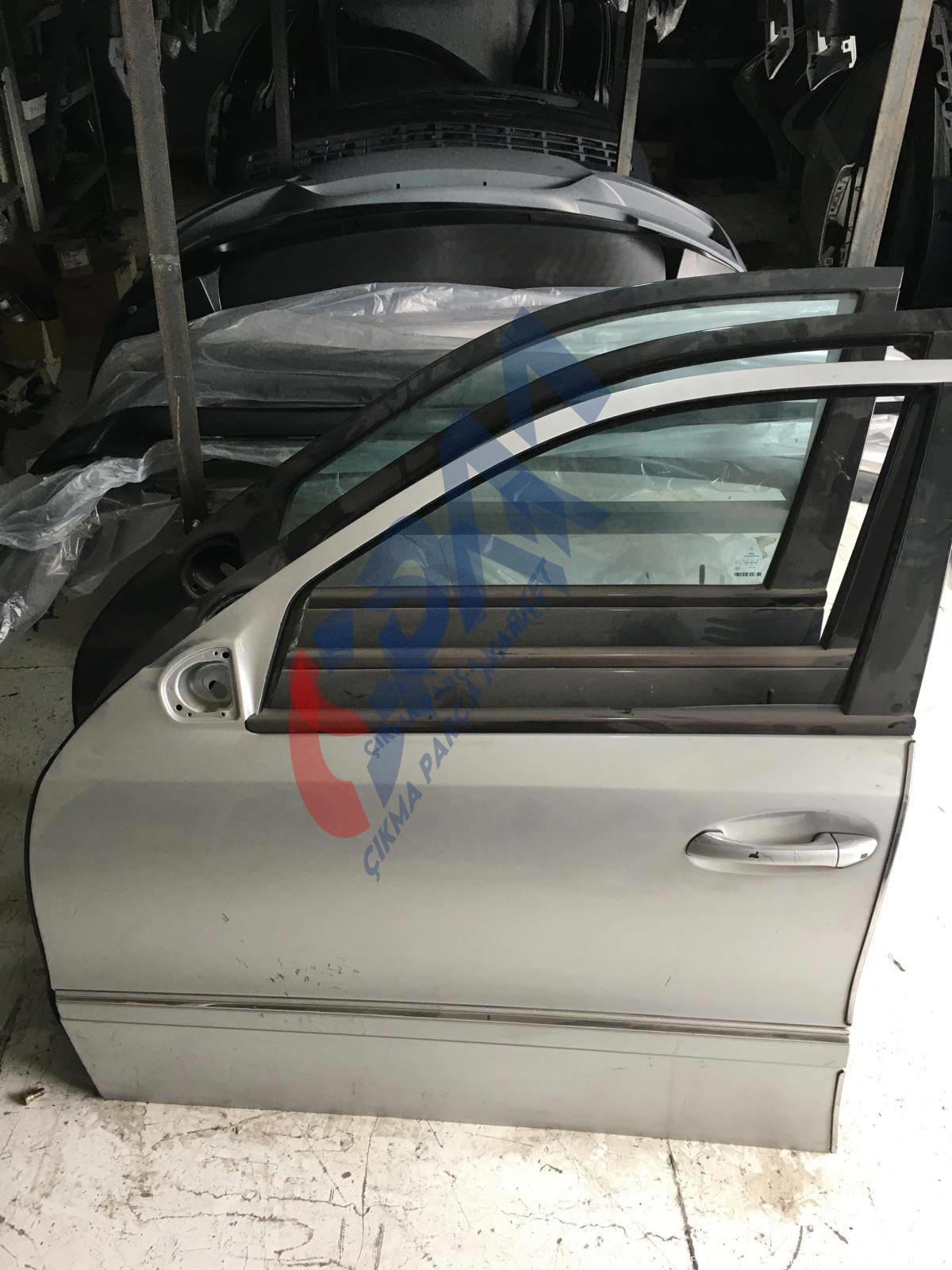 MERCEDES W211 KASA SAĞ SOL ÖN KAPI