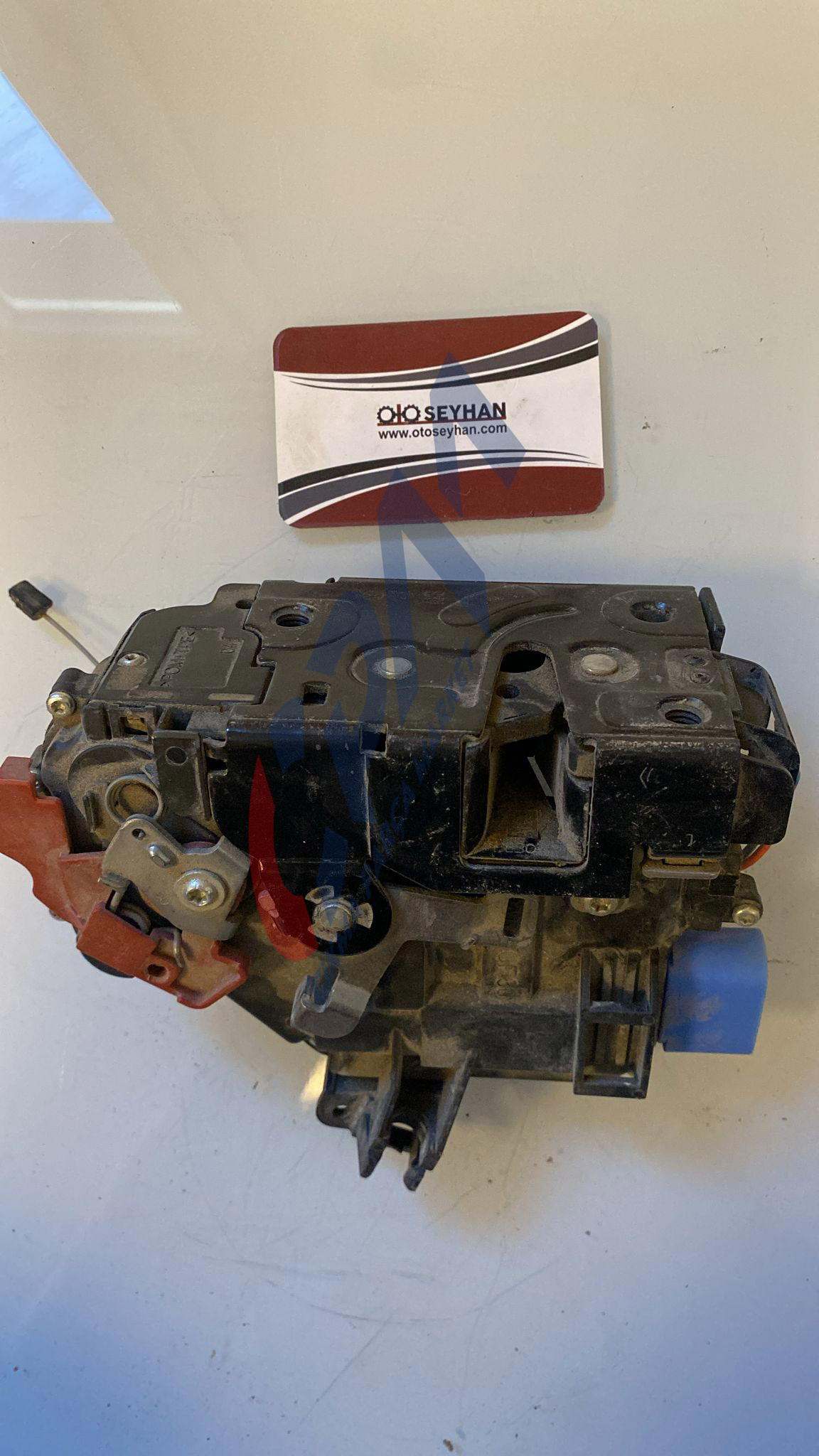 3D2837016J golf 5 jetta sağ ön kapı kilidi