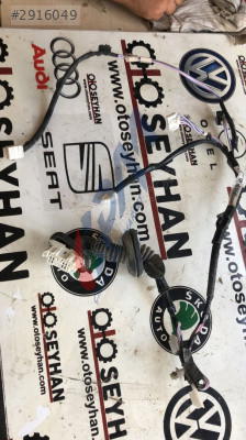 82153 0D710 Toyota Yarıs 2015 arka sağ kapı tesisatı