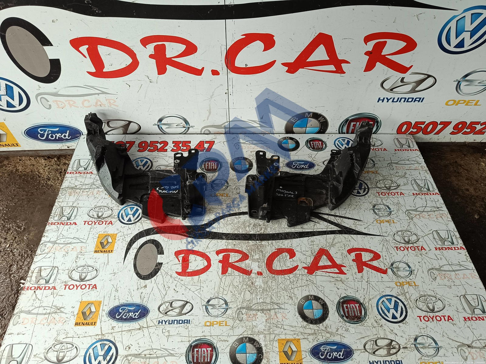 Renault Megane 3 Far Braketi 622238150R