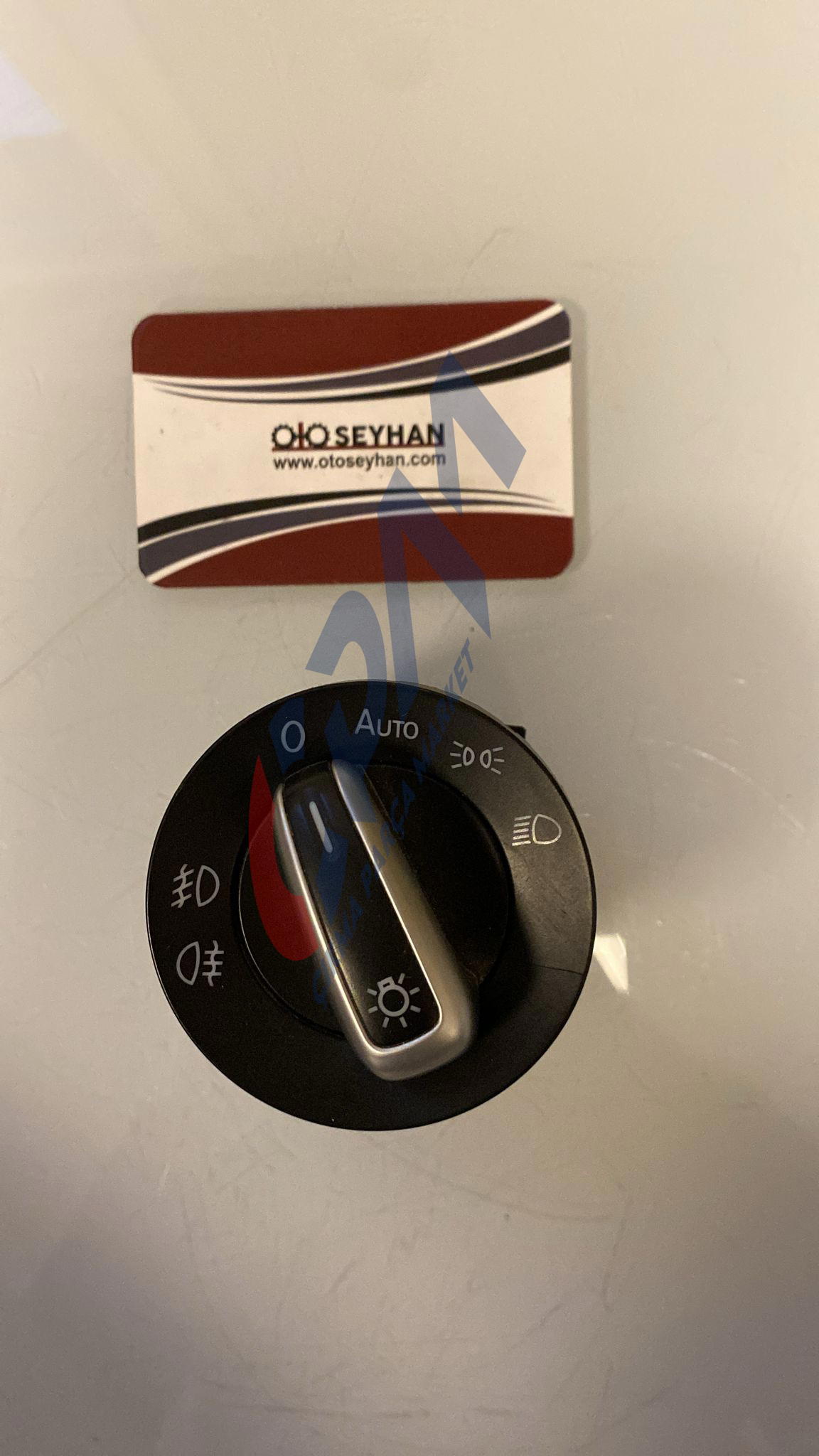 3C8941431A vw golf passat caddy far anahtarı