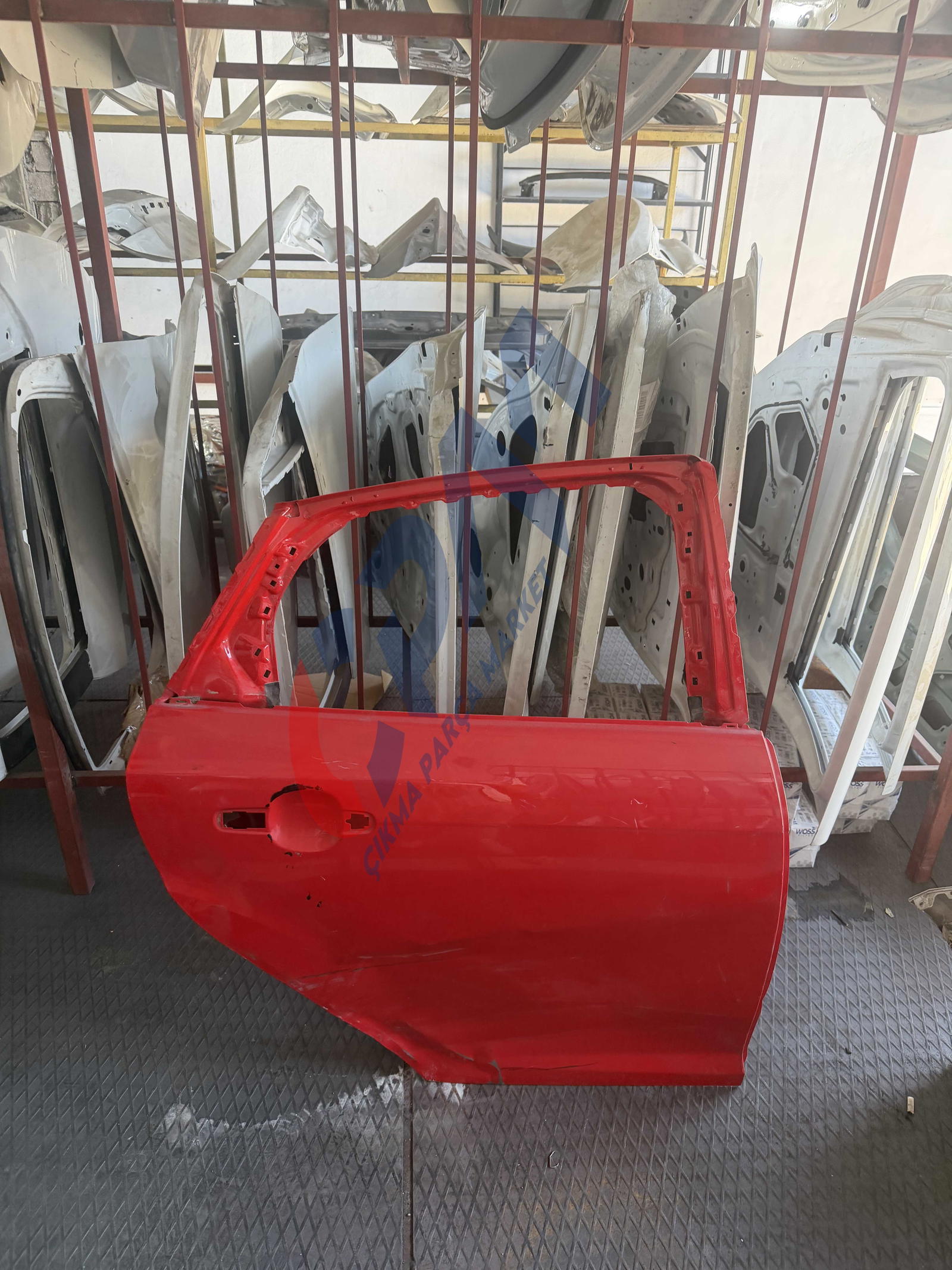 2004 2010 FORD FOCUS 2 2.5 SAĞ ARKA KAPI