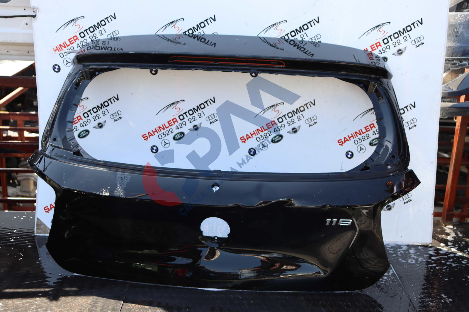 BMW 1 Serisi F20 Arka Bagaj Kapağı