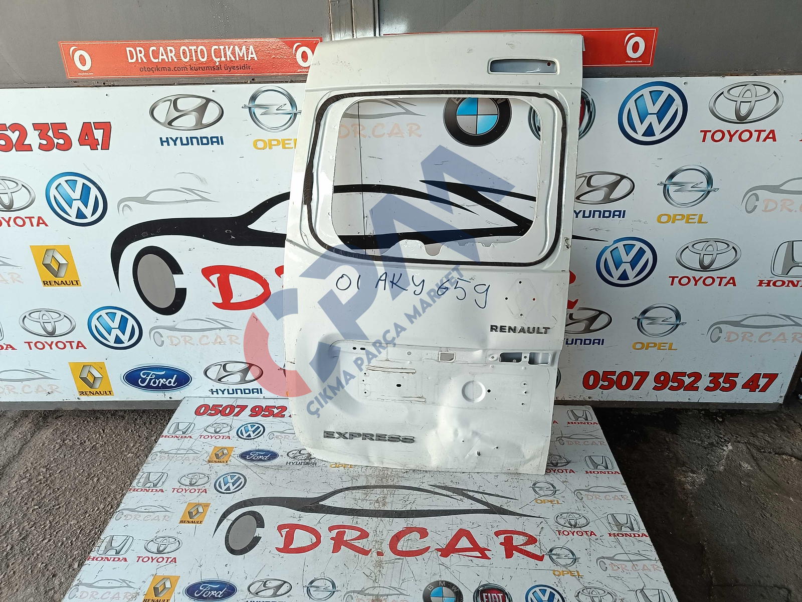 Renault Express Sol Arka Bagaj Kapağı
