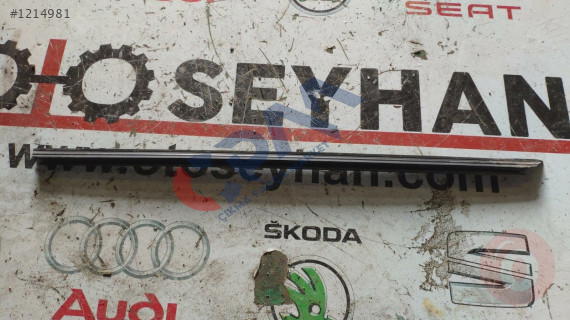 6L4839472C ibiza cordoba sağ ön arka kapı iç cam sıyırıcı