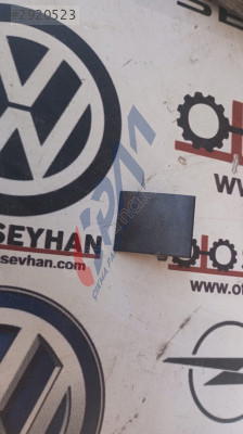 6R0919068A Polo 2010 2017 göğüs trim üst kapak
