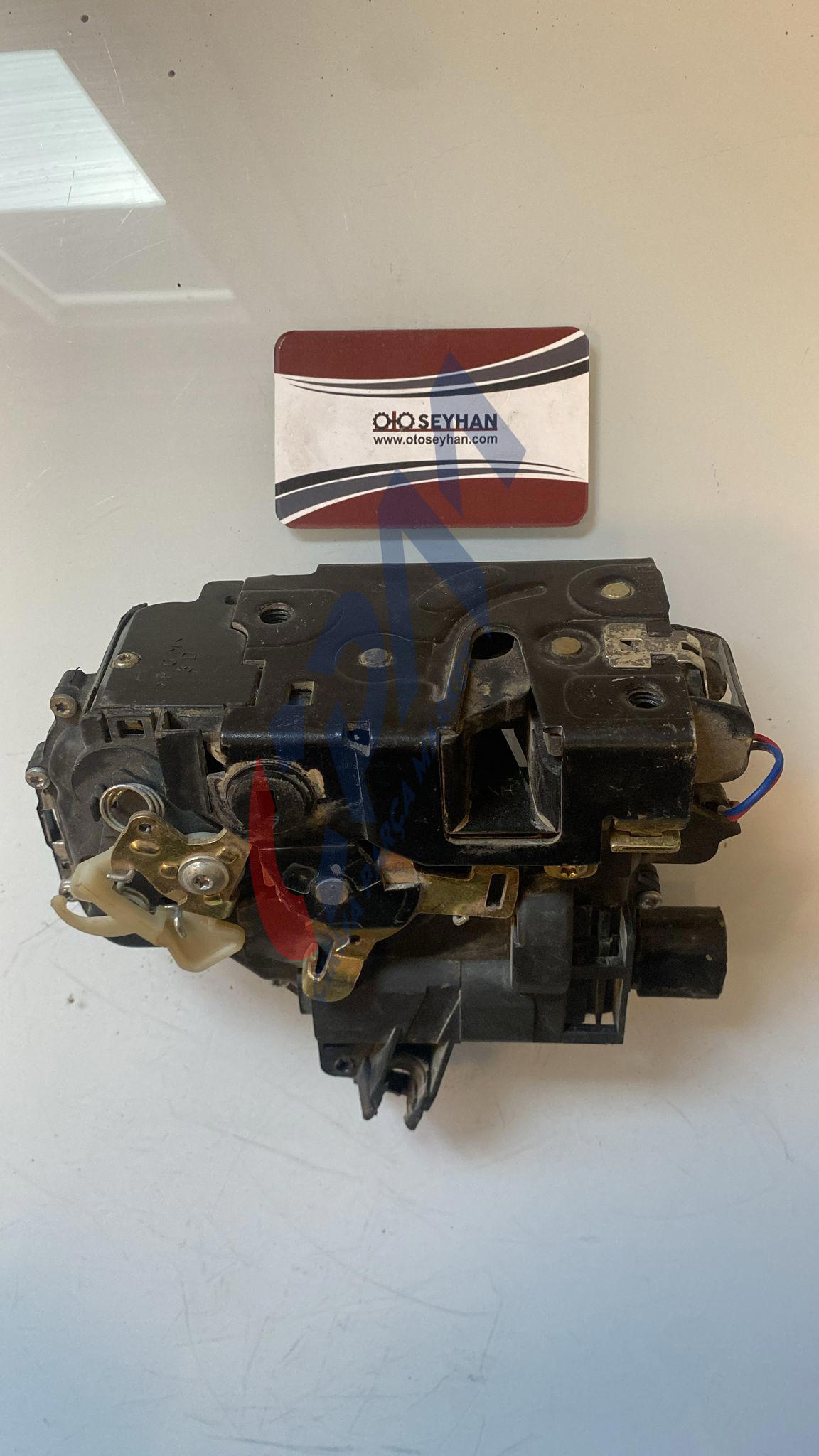 seat cordoba 2002 2006 arka sağ kapı kilidi