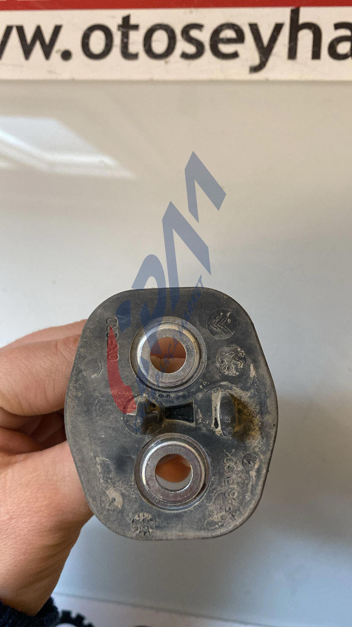 peugeot 407 2007 sol ön kapı kilit karşılığı