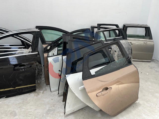 2012 2018 Volvo V40 Ön Arka Takım Kapı