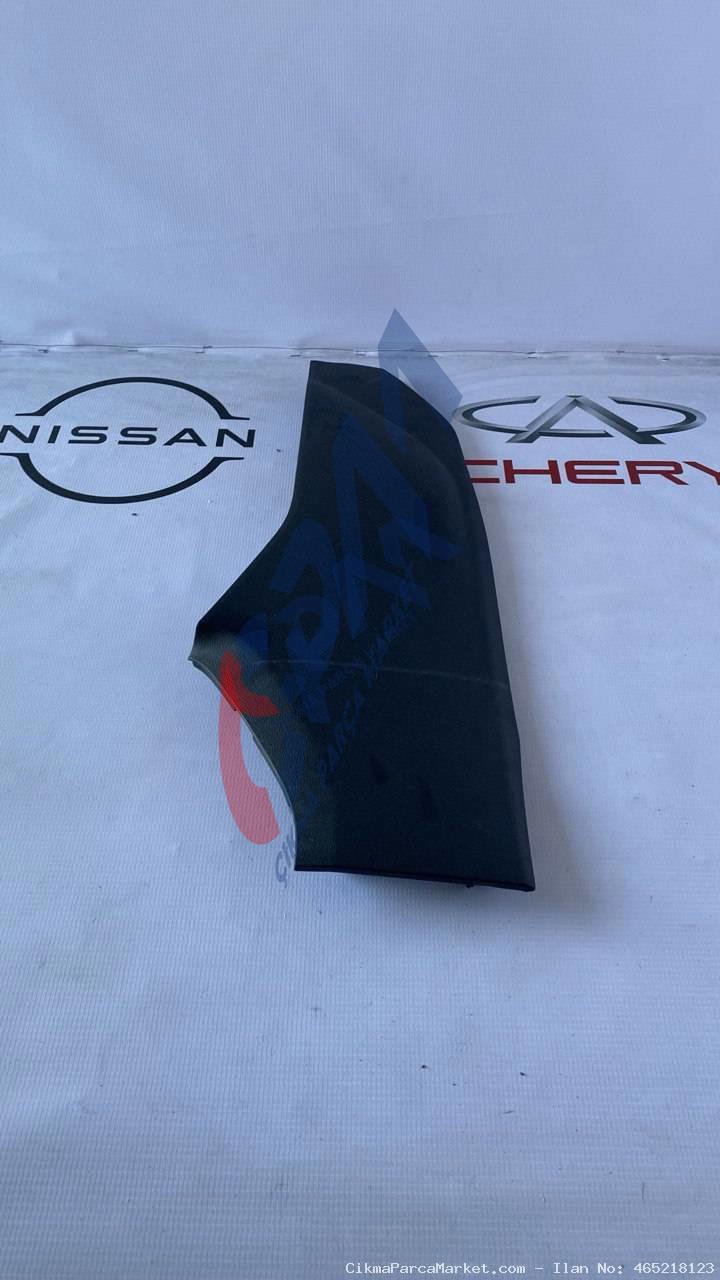 2019 2023 Nissan Juke Sol Bakalit 68920 6PE0A