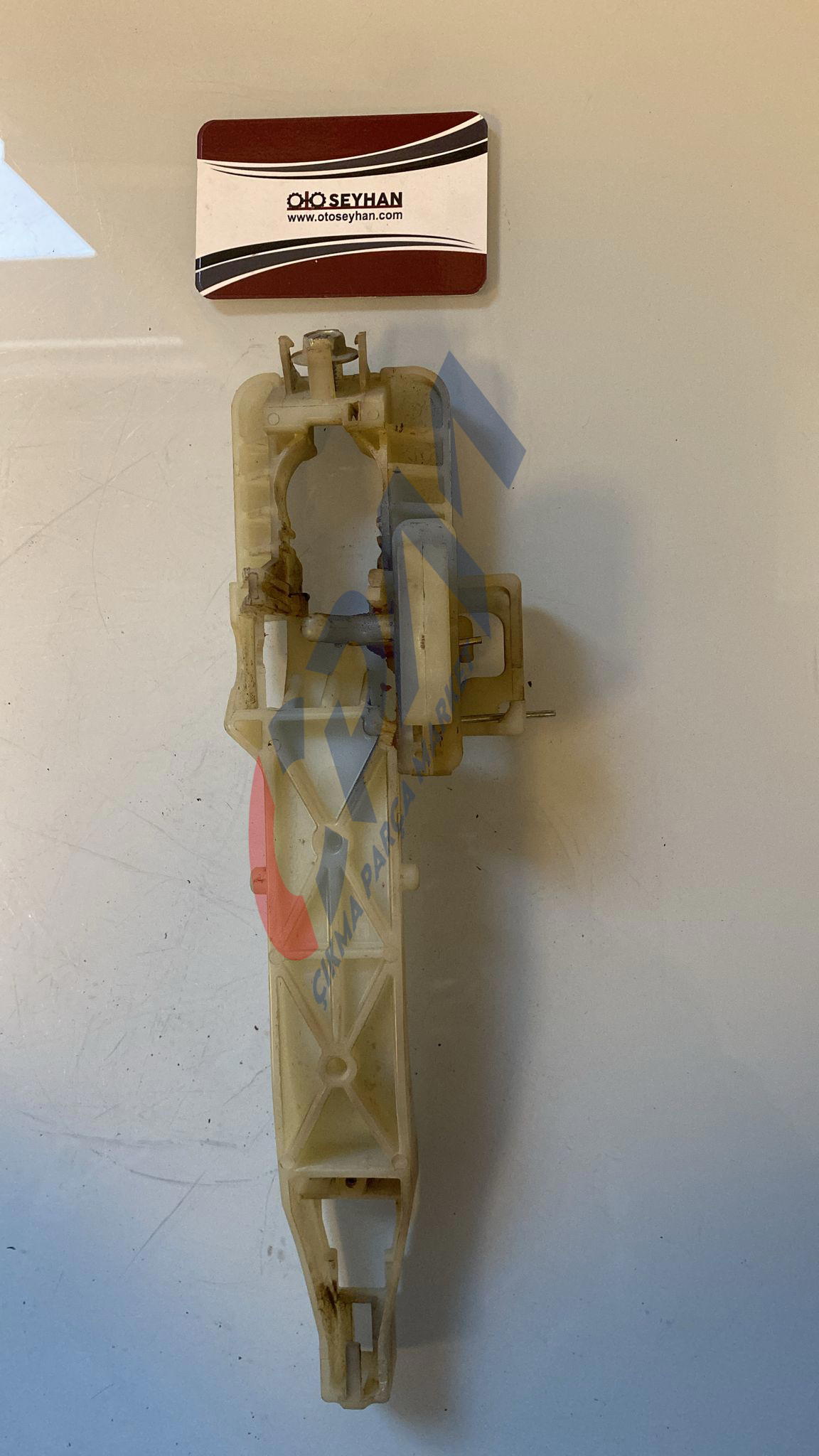 hyundai ix35 2012 arka sağ kapı kolu braketi