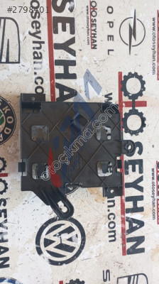 8K0907461 Audi A4 2014 radyo kontrol ünite braketi