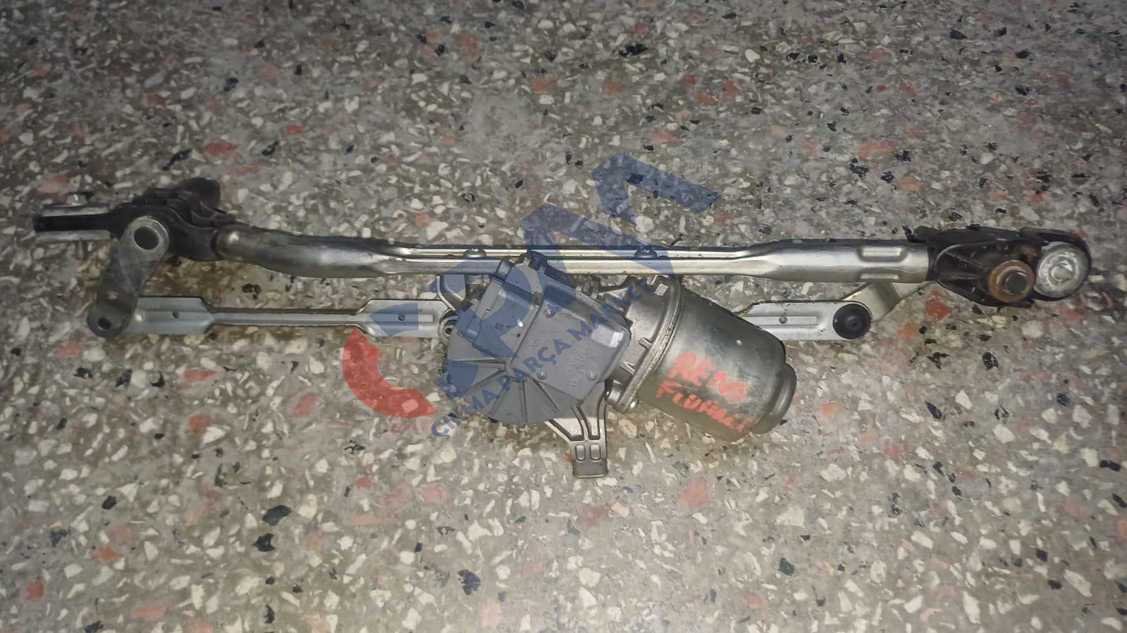 2010 2016 Renault Fluence Megane 3 Ön Cam Silecek Motoru Ve Mekanizması 64300024