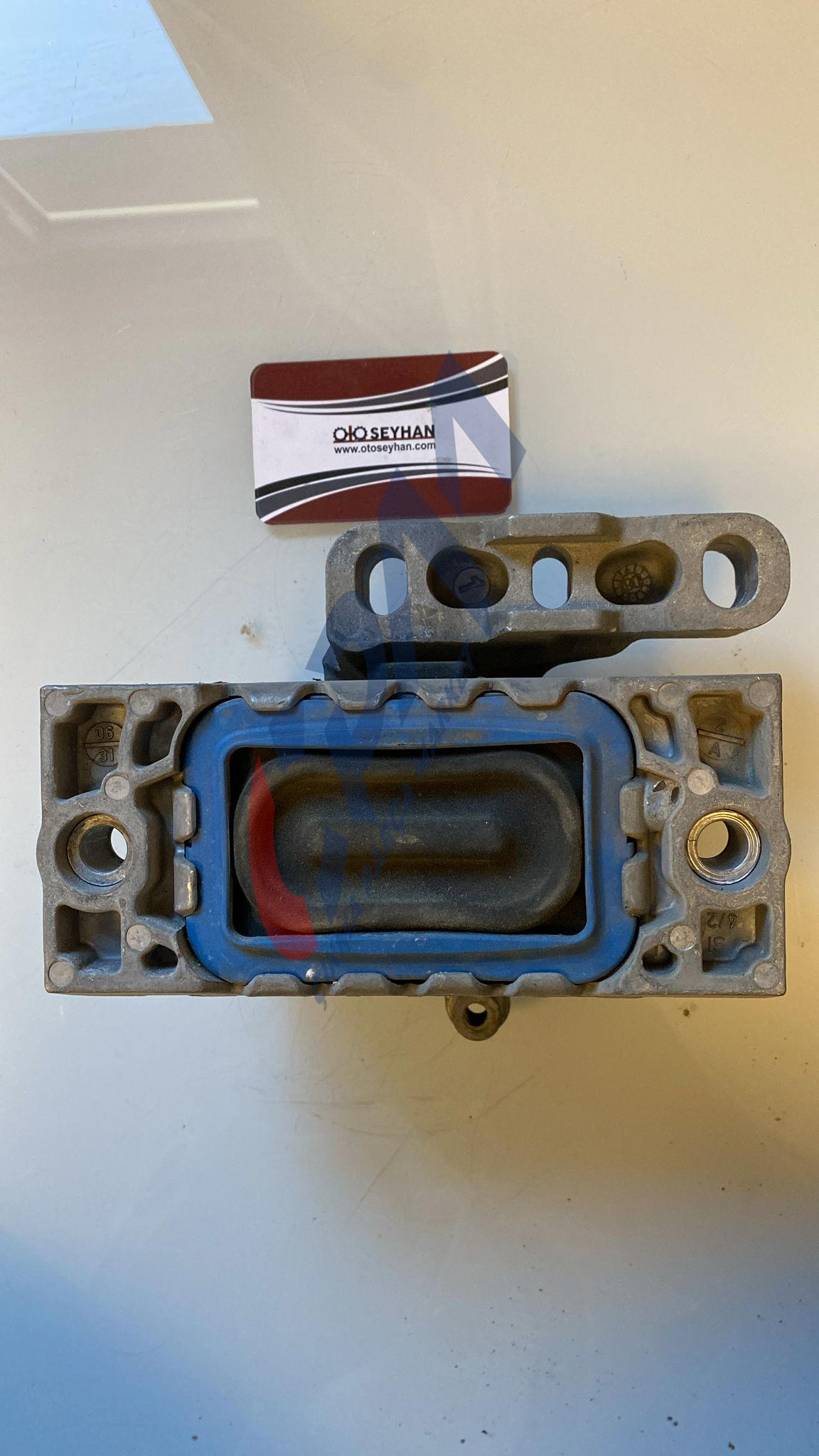 1K0199262P vw passat b6 2.0 tdi motor kulağı