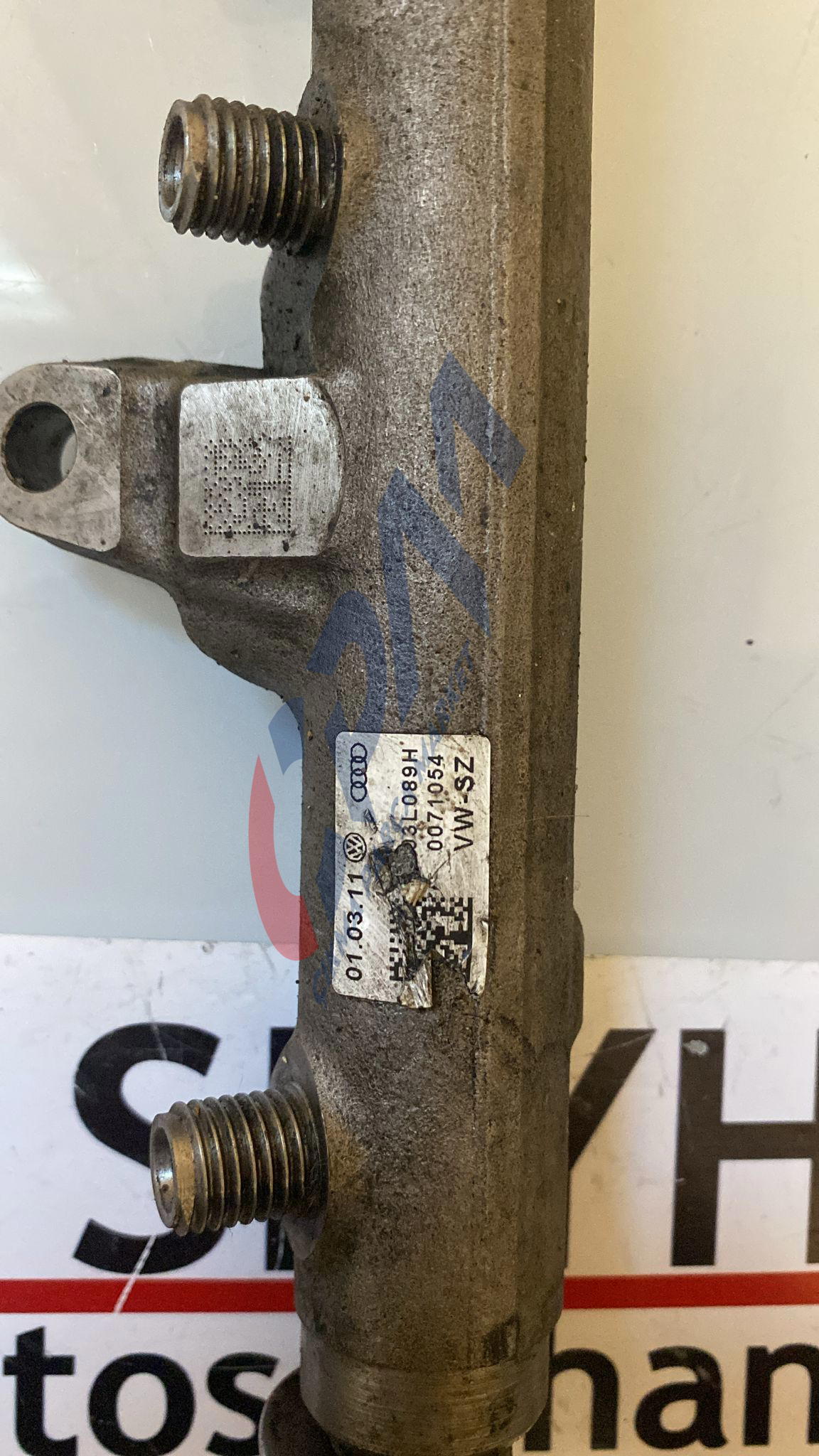03L089H Volkswagen Jetta 2012 1.6 CAY motor enjektör rail borusu