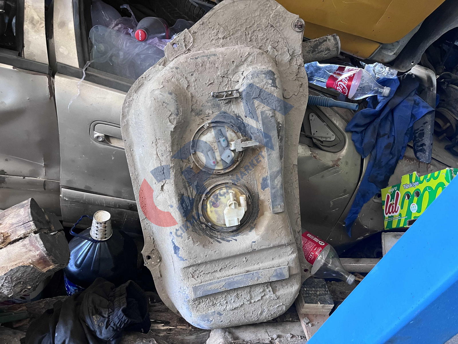 RENAULT R19 1.6 ALİZE YAKIT DEPOSU