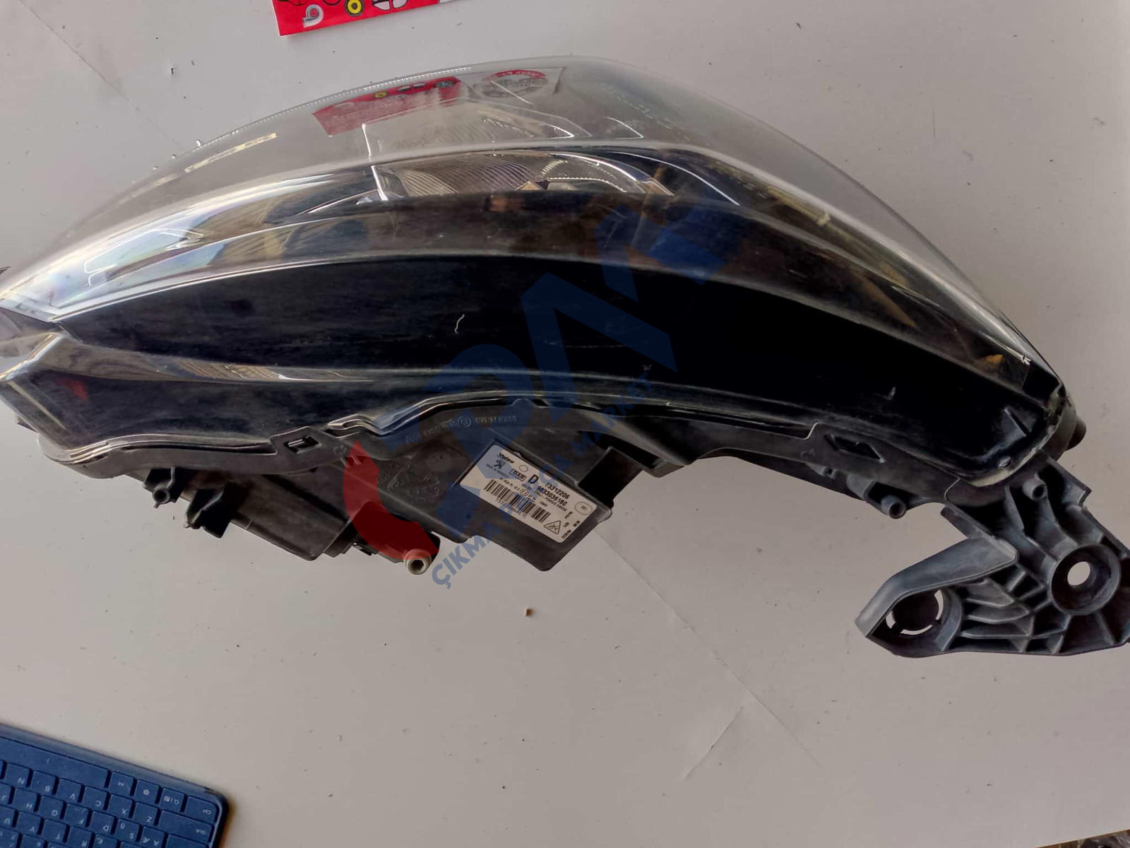 BMW 3 Serisi 63117259526 Sağ Far