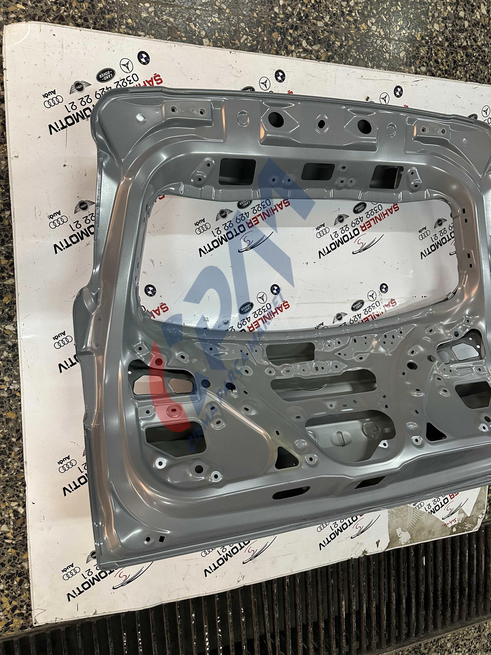 2025 Toyota Corolla Cross Arka Bagaj Kapağı