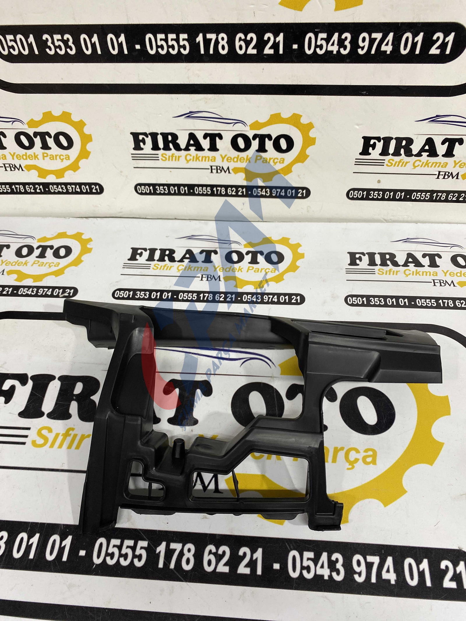 Volkswagen Golf 6 Sağ Ön Tampon Braketi 292738