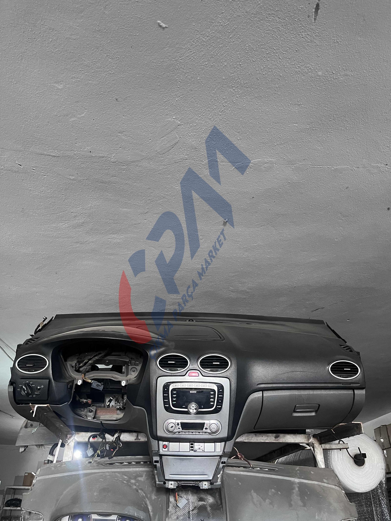 FORD FOCUS 2.5 KOMPLE GÖĞÜS HATASIZ