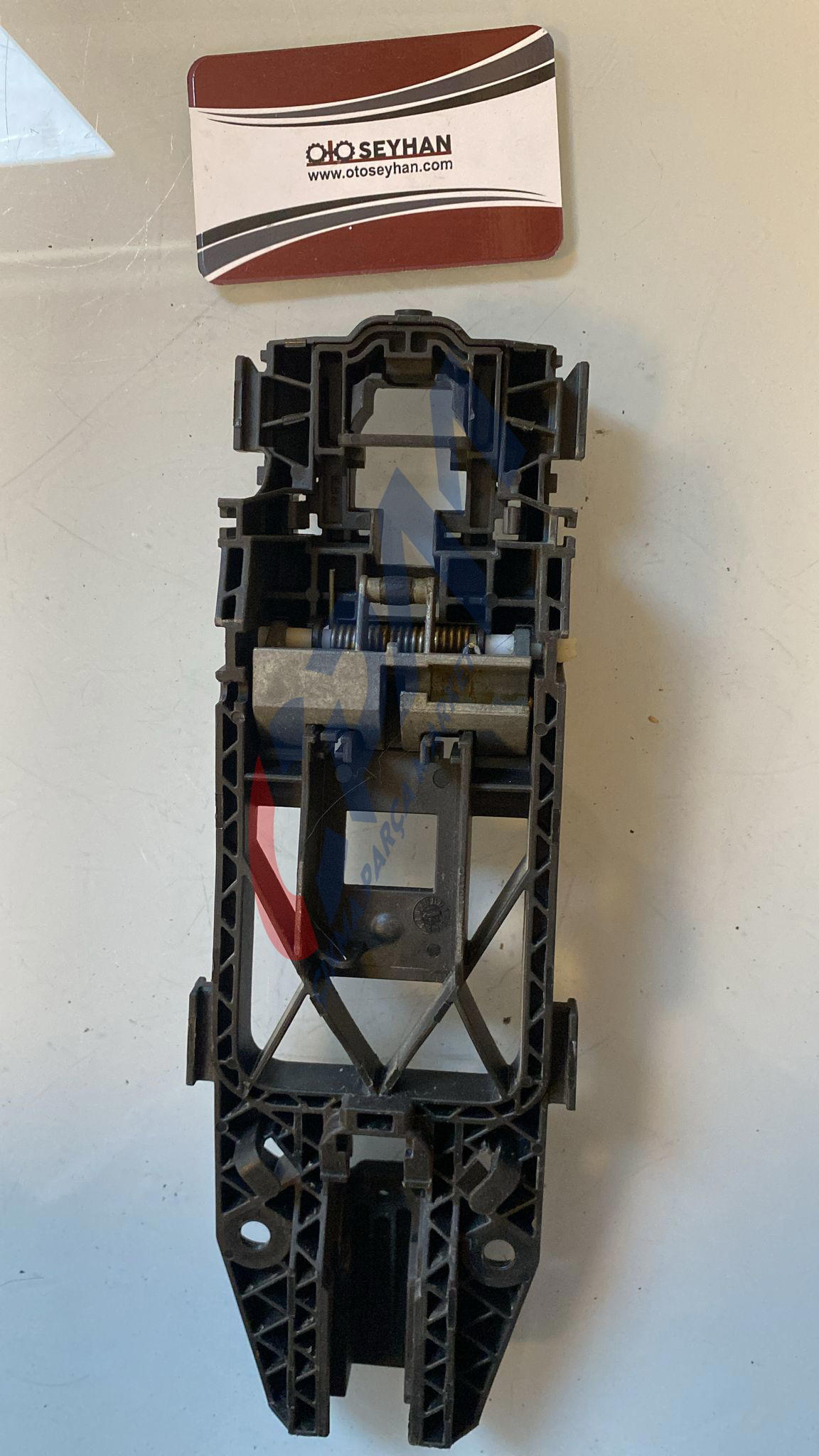 5N0839885H seat ibiza arka sağ sol kapı kolu braketi