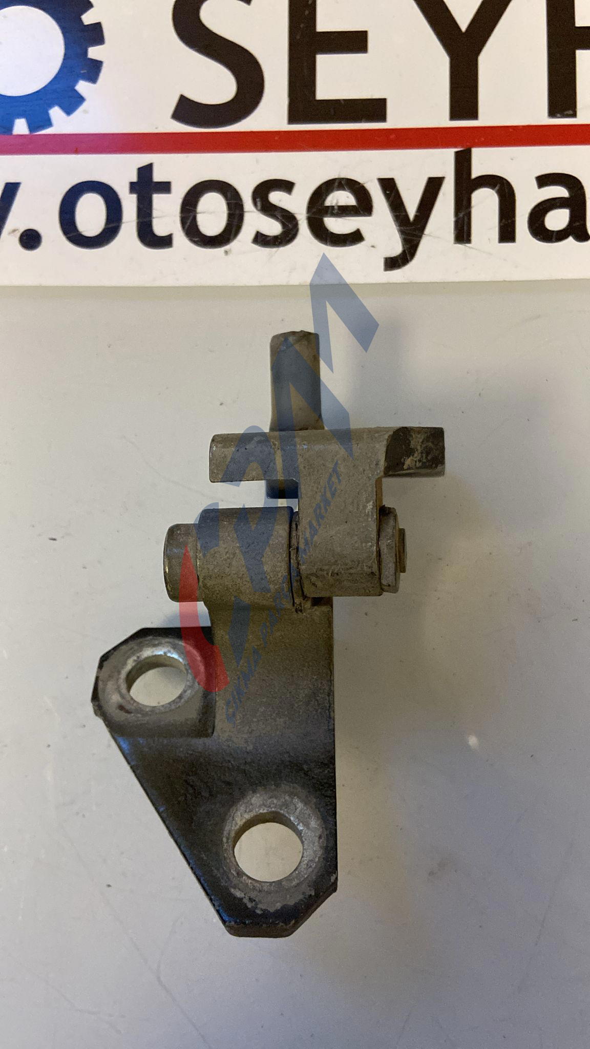1K0831402M volkswagen golf 6 sağ ön üst kapı menteşesi