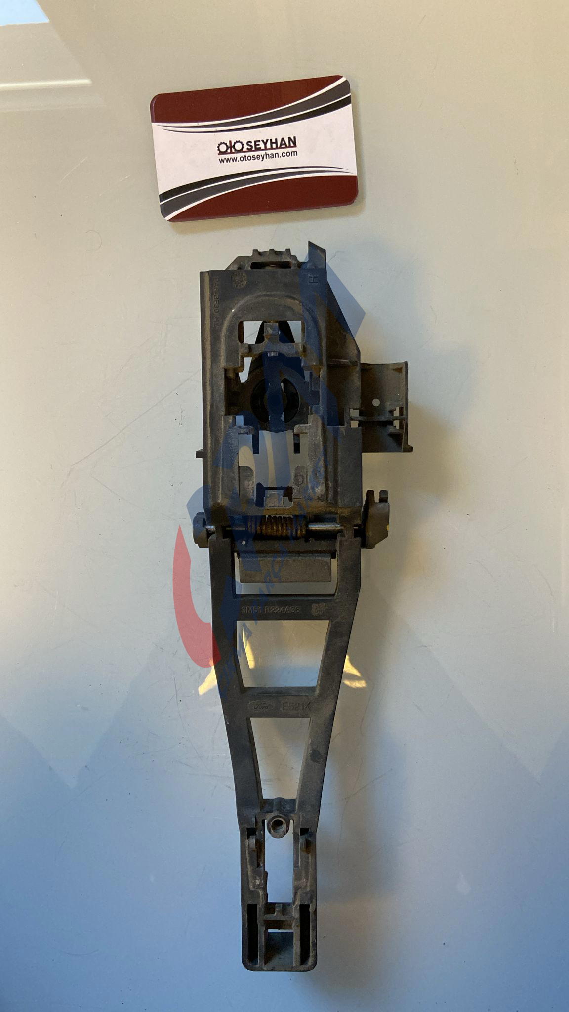 3M51R224A36 ford focus ön sol dış kapı kolu mekanizması