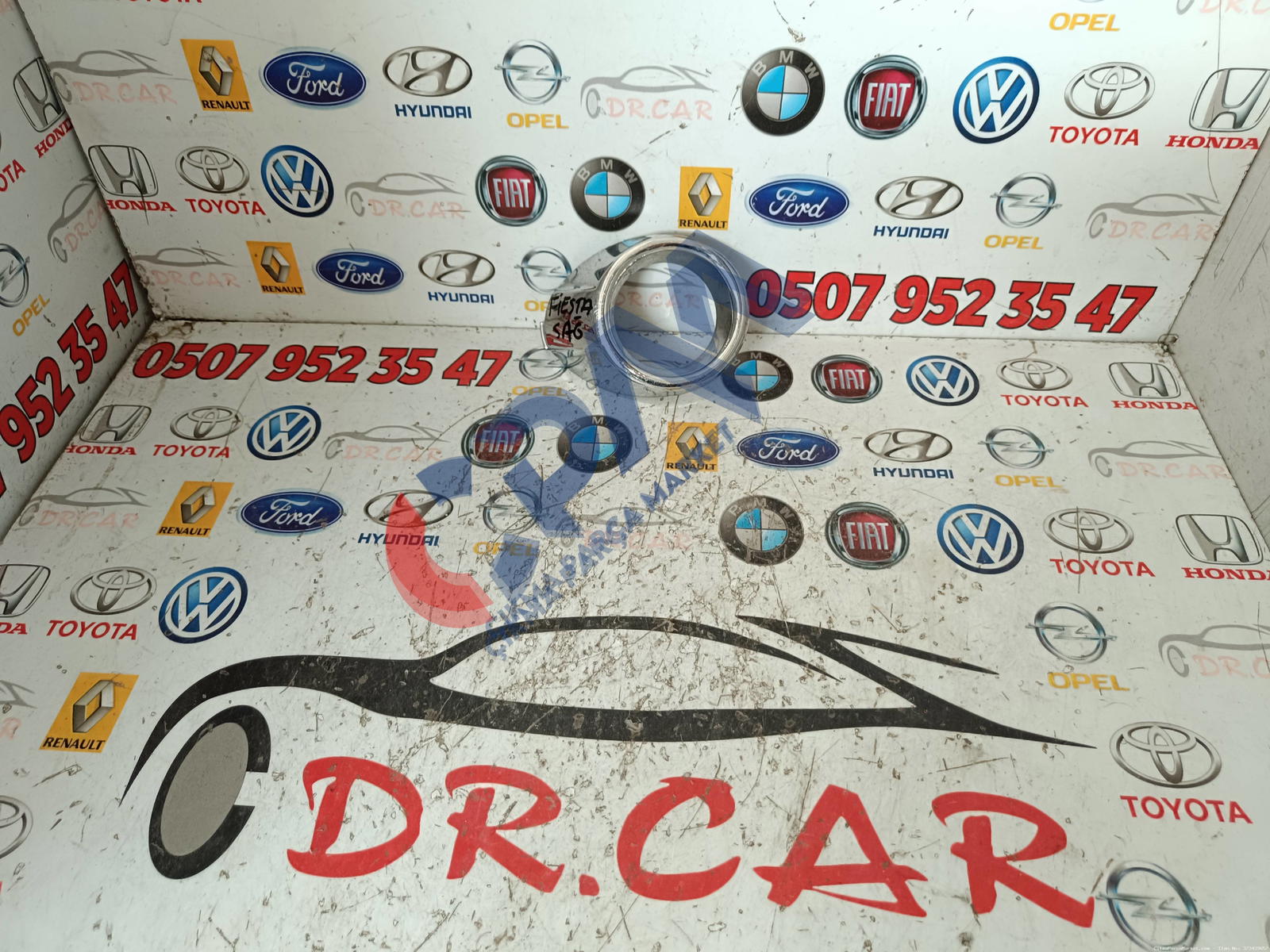 Ford Fiesta Sağ Sis Farı Nikelajı 8A6915A222C