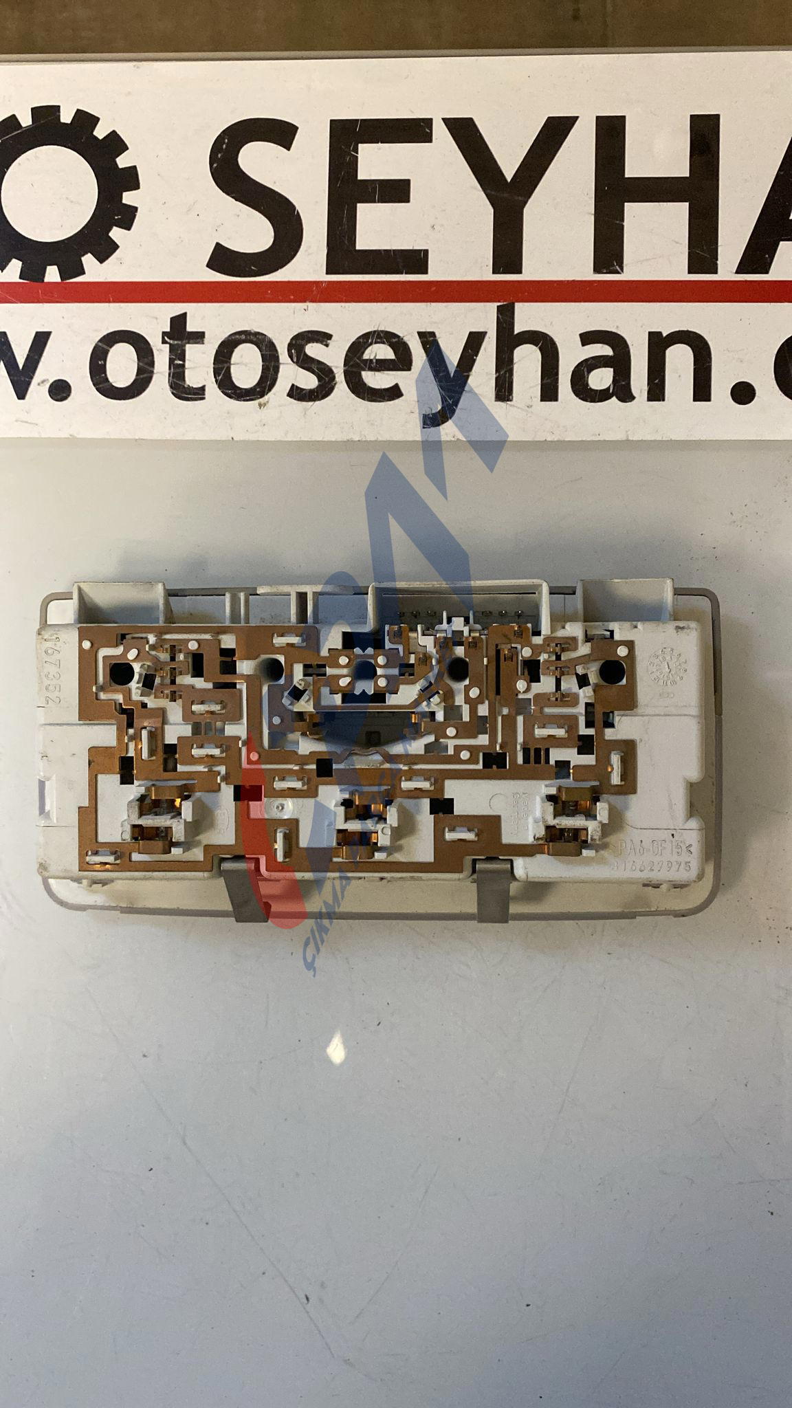 316627975 Opel astra j arka tavan lambası