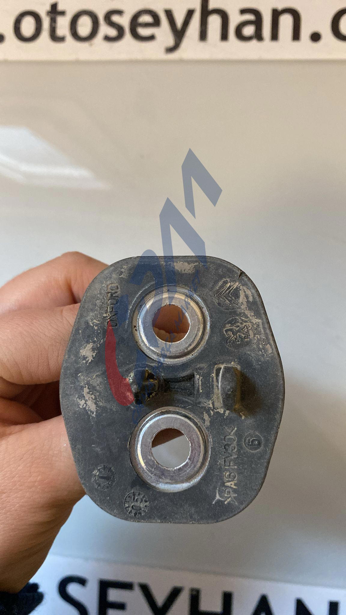 peugeot 407 2007 sağ arka kapı kilit karşılığı