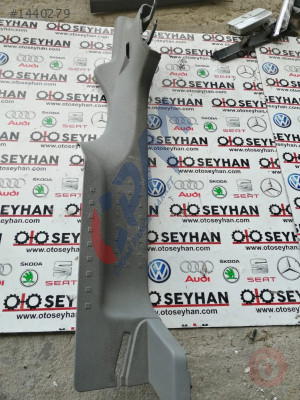 2K0853370K vw caddy 2005 Sağ arka basamak kaplaması