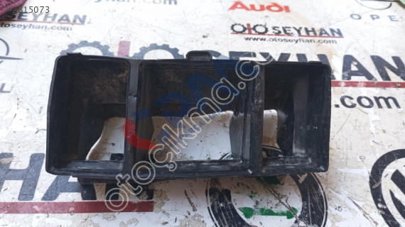 8K0819513 Audi A4 2014 kalorifer kazanı üst havalandirma çıkışi