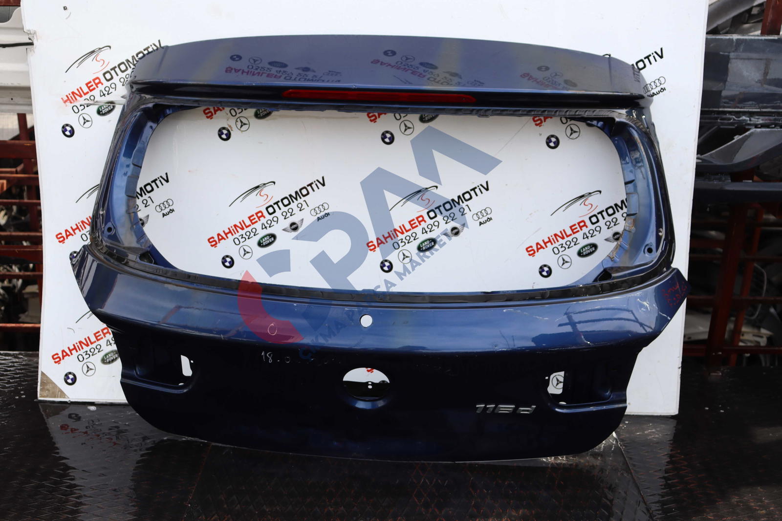 BMW 1 Serisi F20 LCİ Arka Bagaj Kapağı
