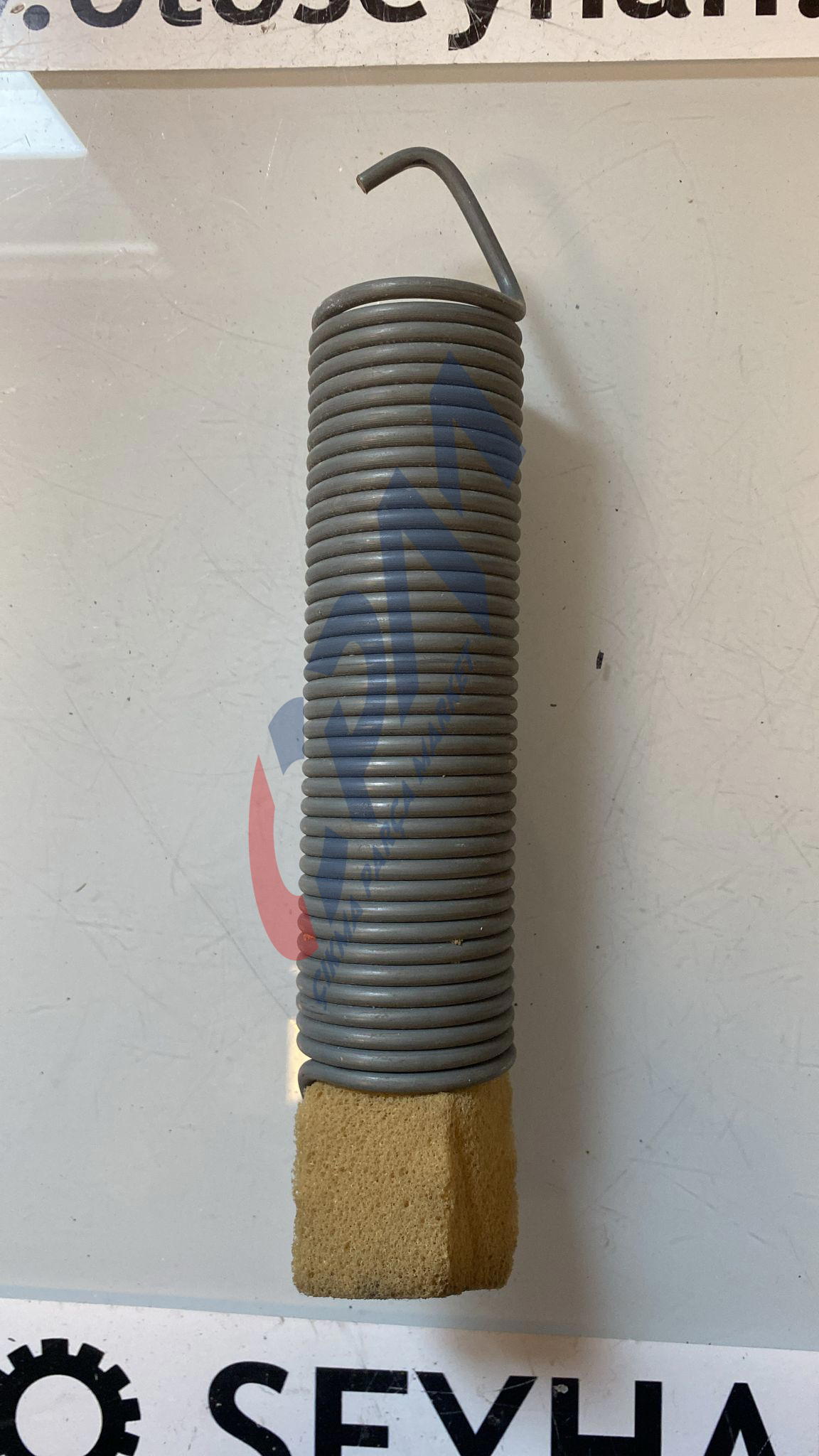 Opel insignia 2014 bagaj kapağı menteşesi yayı