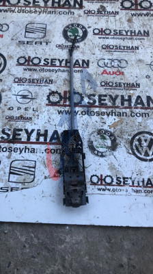 5N0639880 Volkswagen Polo 2017 1.2 tsı ön sağ kapı braketi
