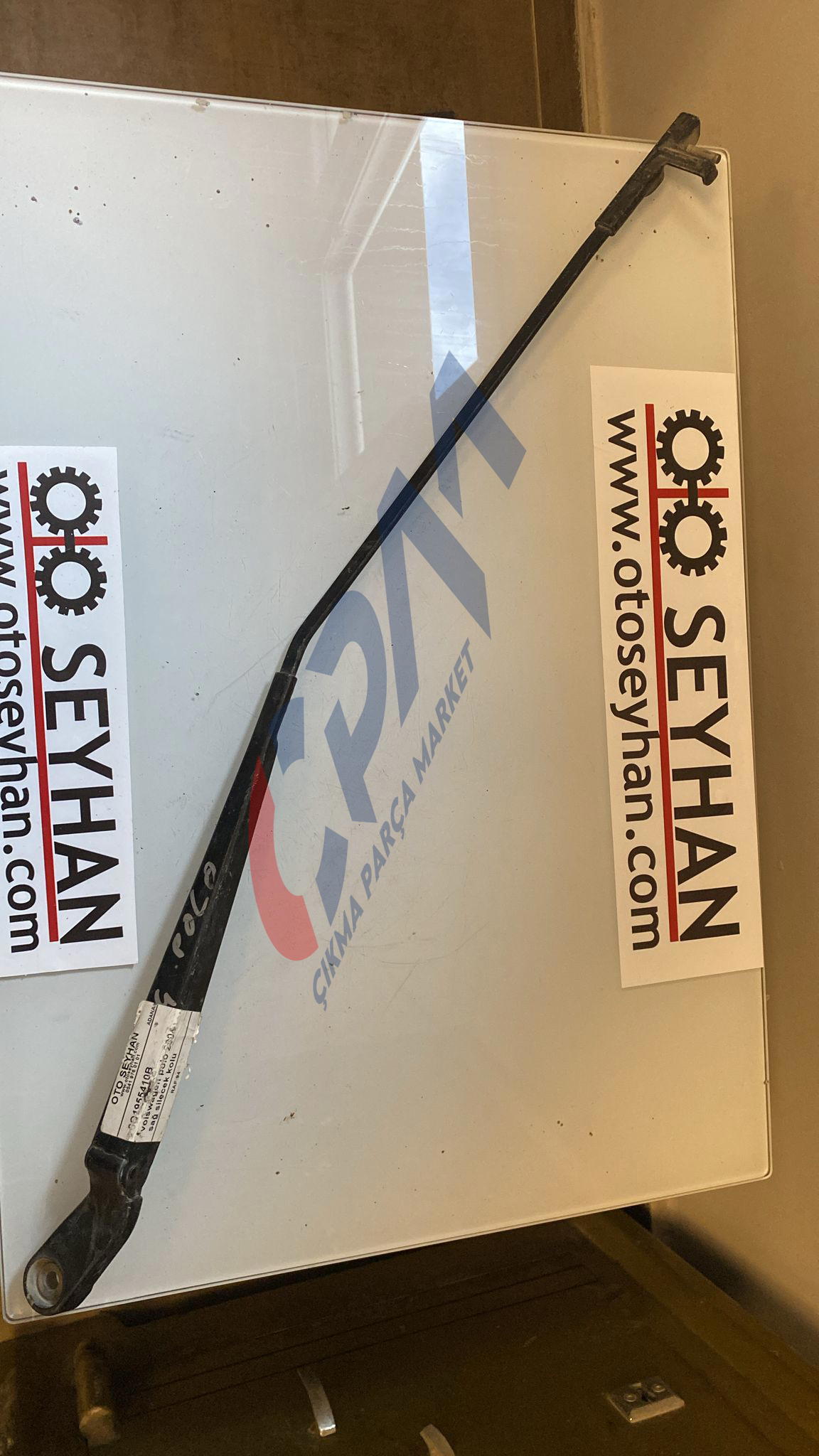 6Q1955410B Volkswagen Polo 2003 ön sağ silecek kolu uzun