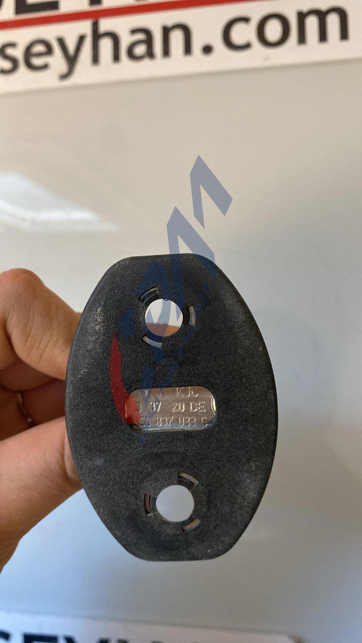 3C0837033C audi a3 2019 sağ ön kapı kilit karşılığı