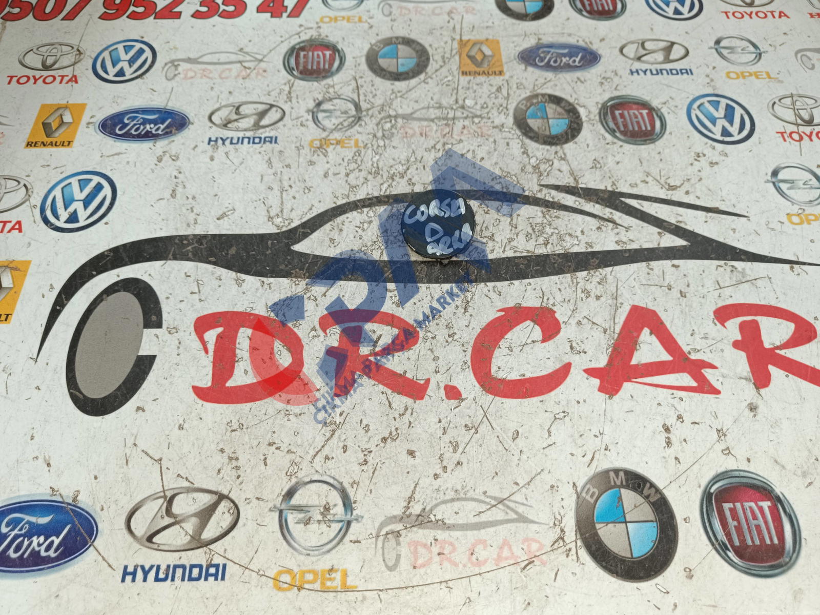 Opel Corsa D Arka Çeki Kapağı 475498858