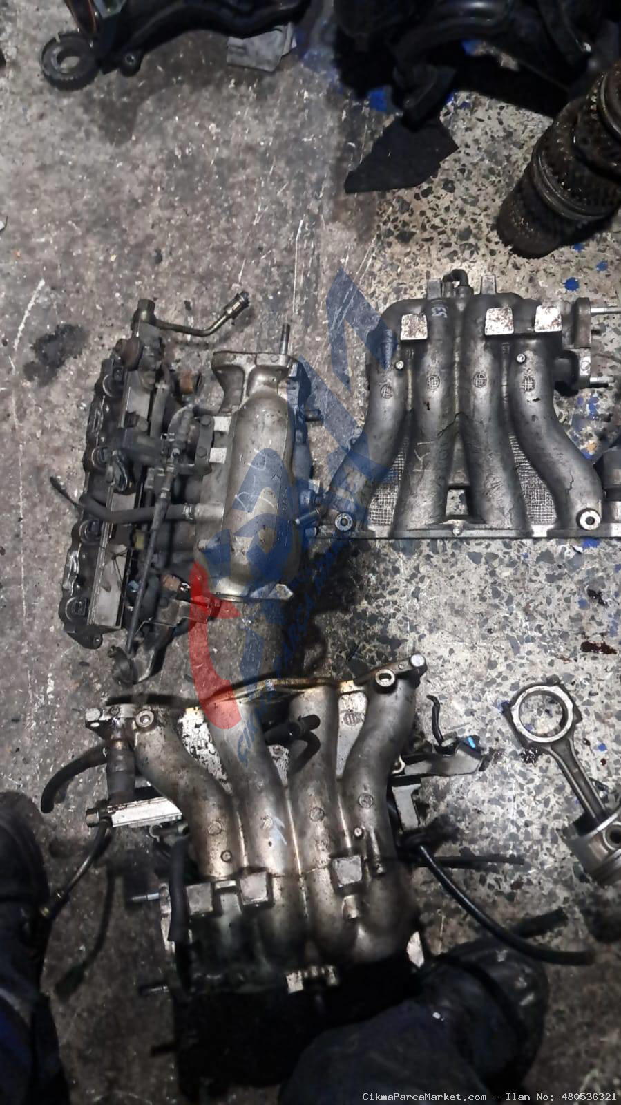 Honda Civic  İes  1.6 Emme Manifoldu